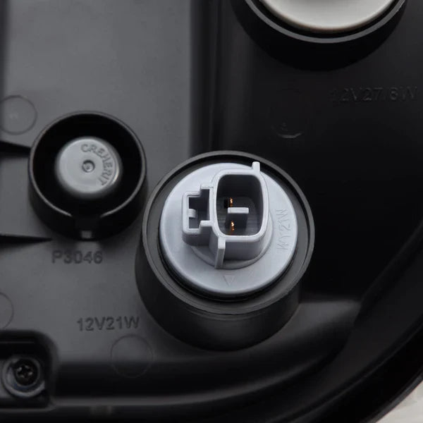 AlphaRex 14-21 Toyota Tundra LUXX-Series LED Tail Lights Black