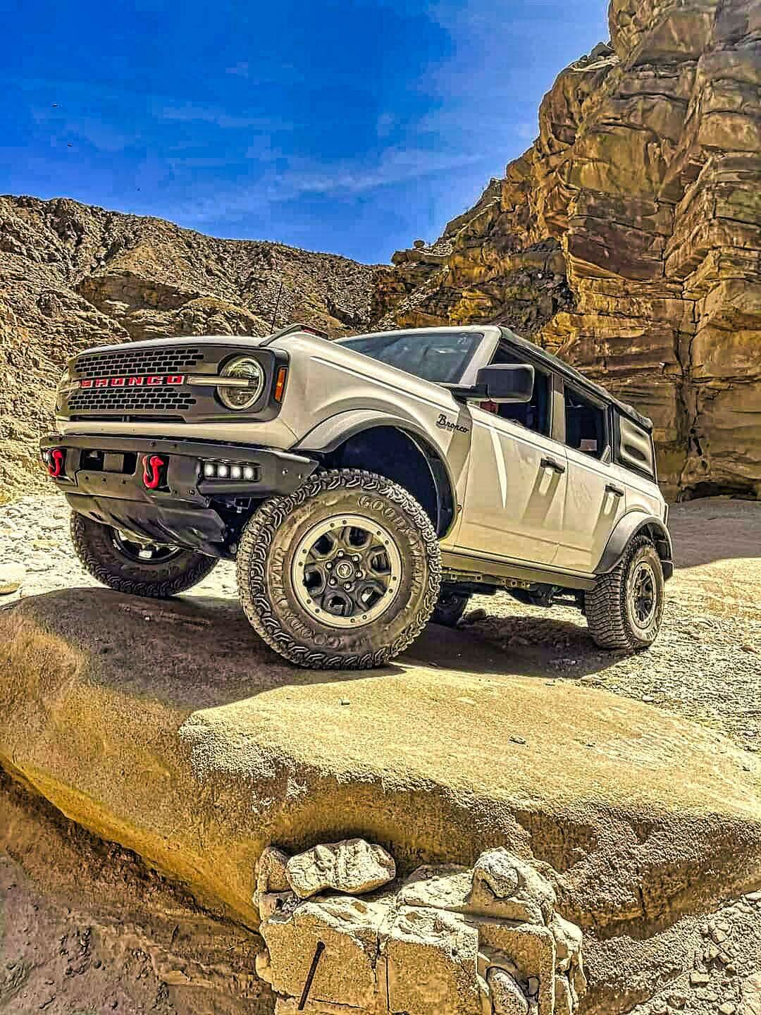 2021+ Ford Bronco Modular Bumper Dual Function Fog Light Kit