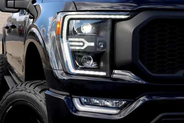 AlphaRex 21-23 Ford F150 / 21-23 Ford F150 Raptor LUXX-Series LED Projector Headlights Black