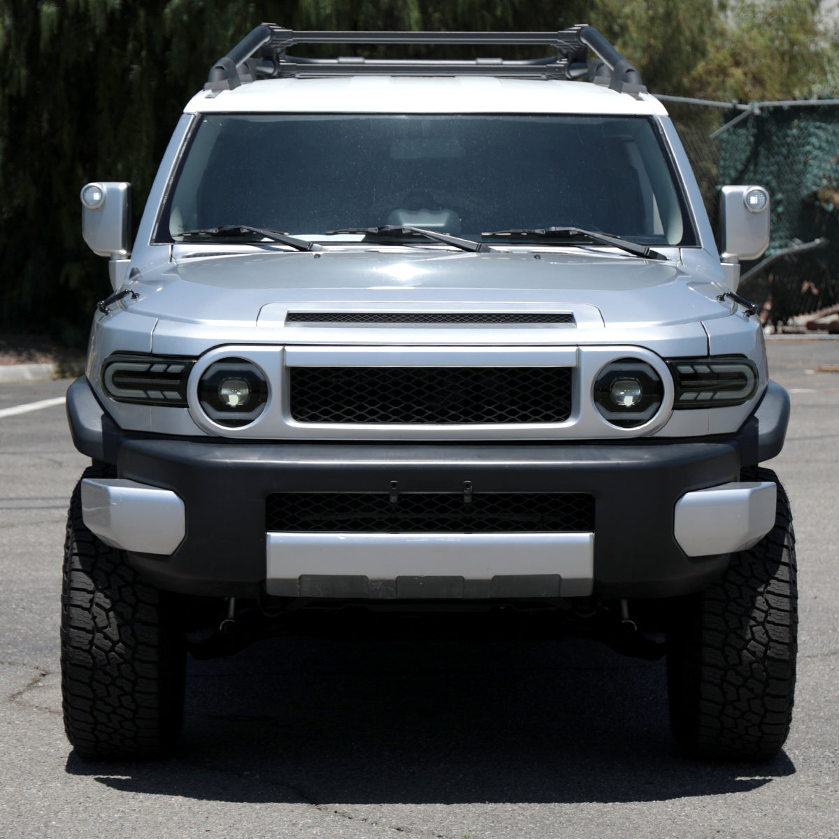 Spec-D 07-14 FJ Cruiser Headlights Sequential LED Black/Smoked Lens
