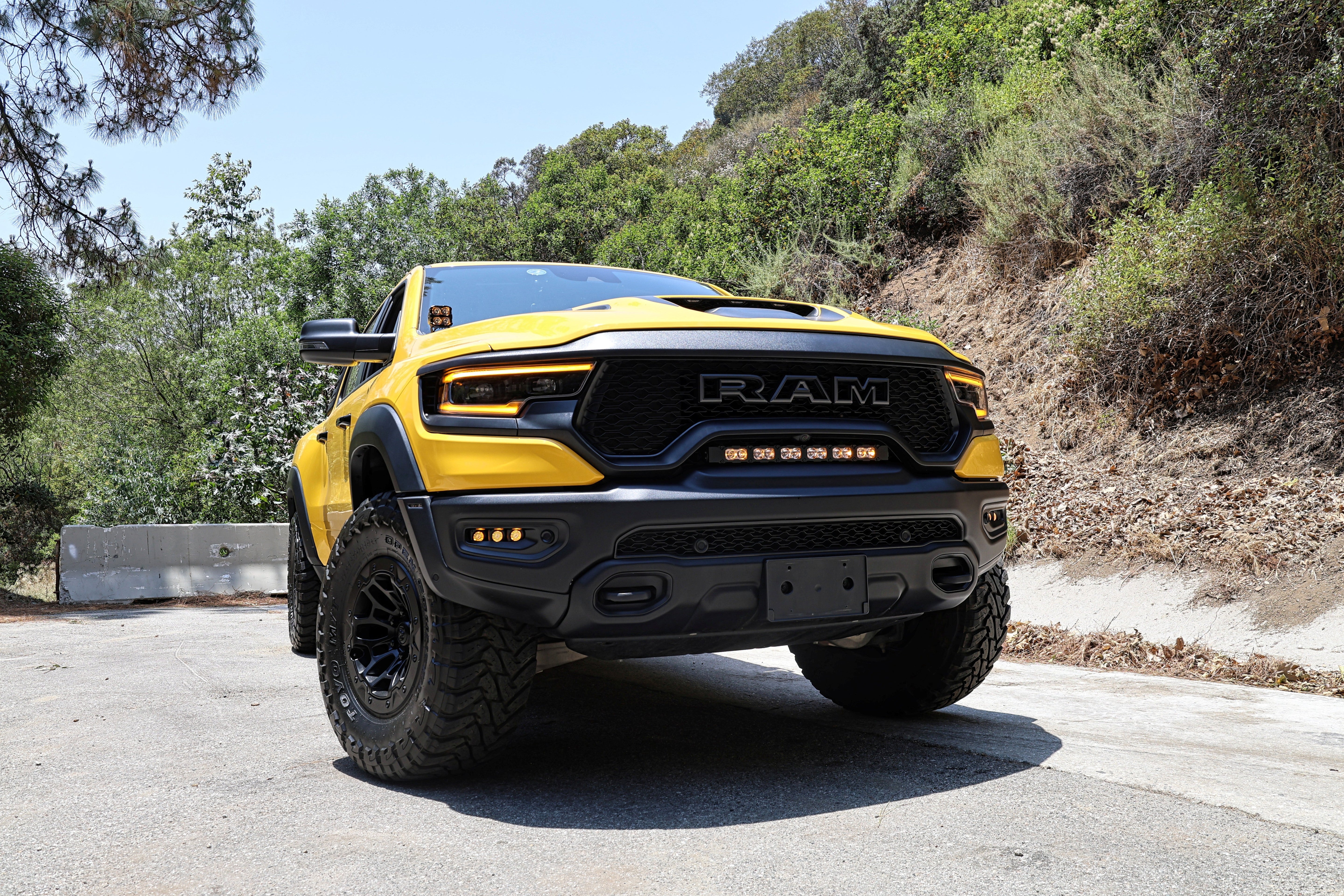 2021-2024 RAM 1500 TRX 23in Light Bar - PRO