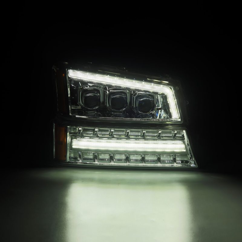 AlphaRex 03-06 Chevrolet Silverado/02-06 Avalanche NOVA-Series LED Projector Headlights Chrome