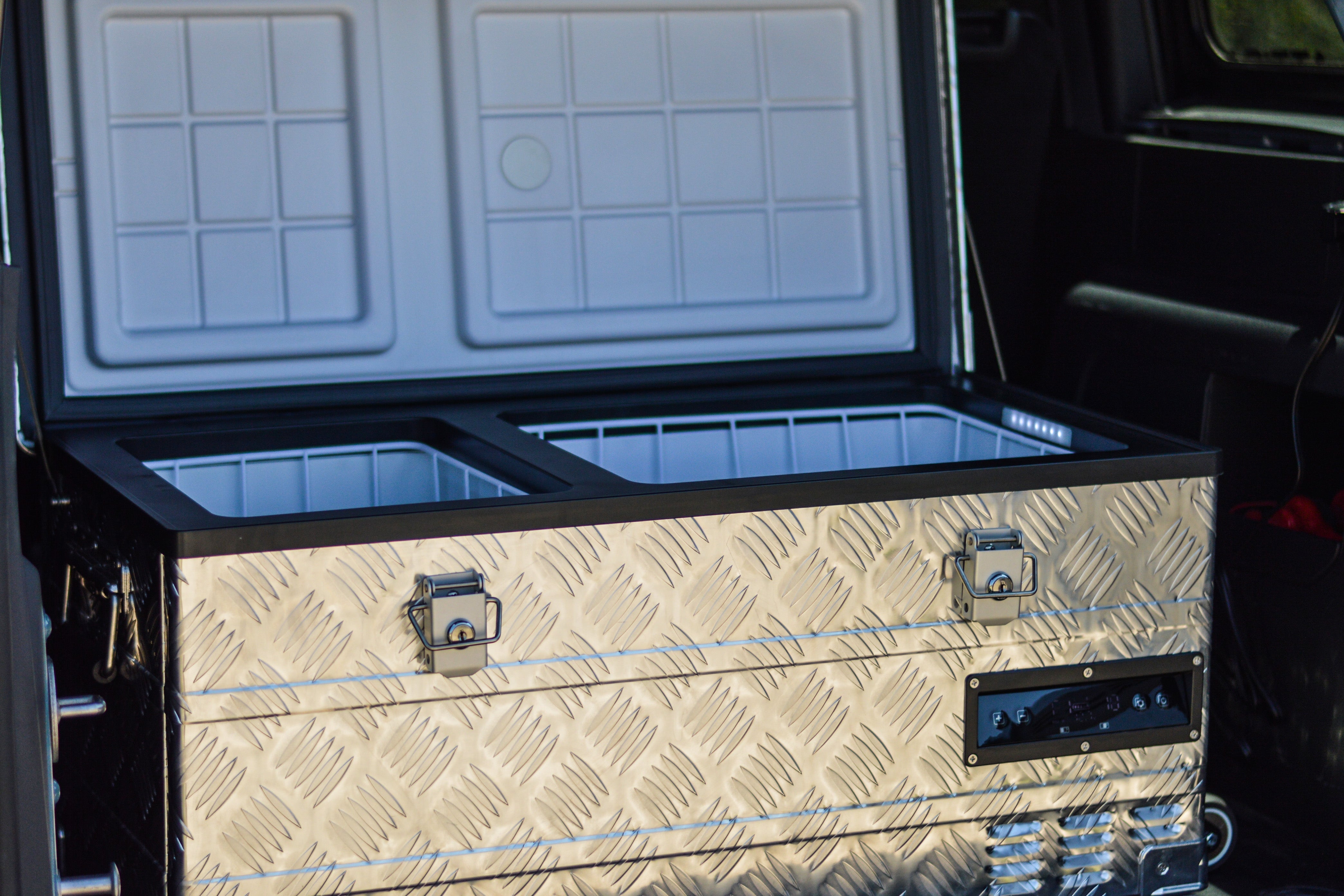 Attica 4x4 Arctic Series 42L Cooler