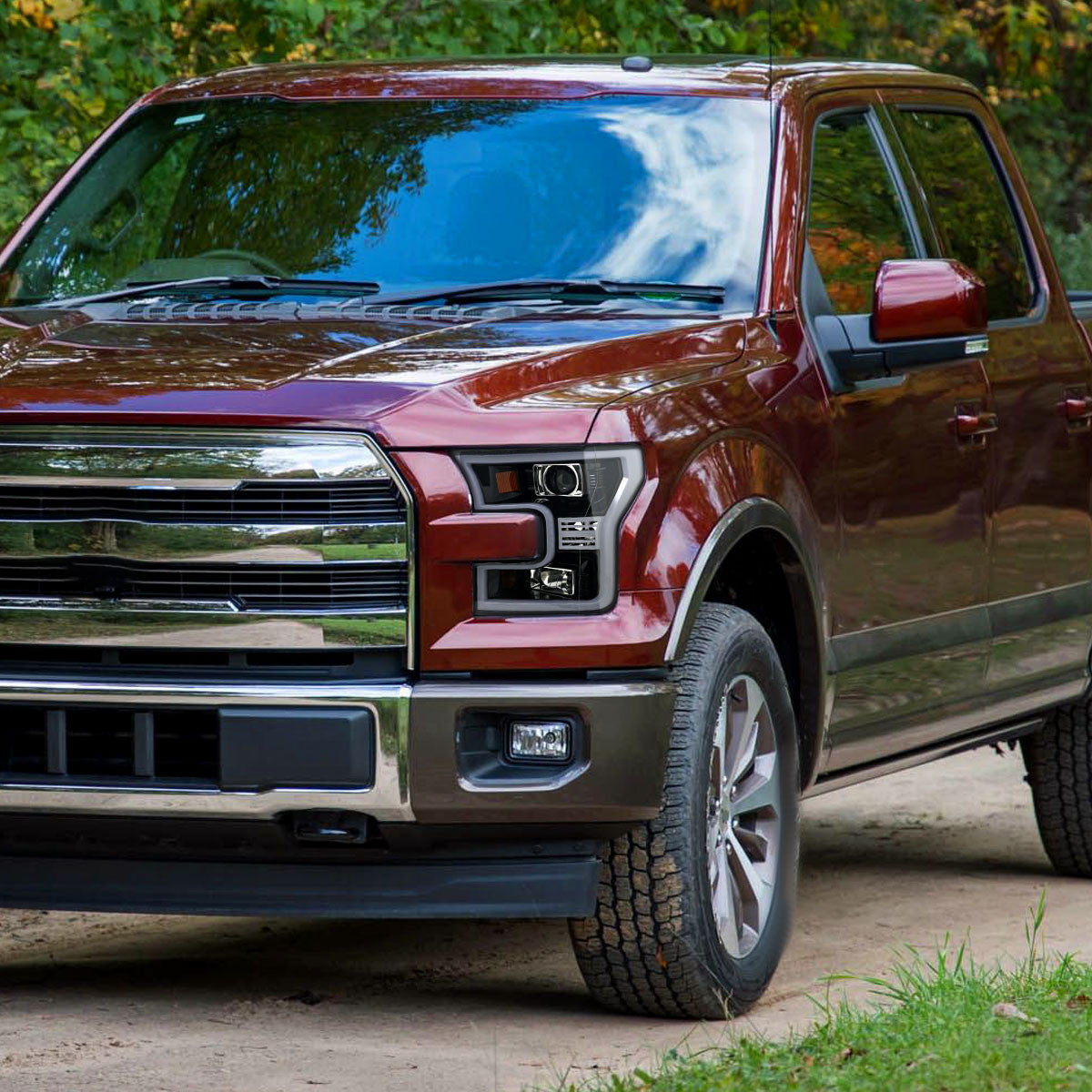 Spec-D 15-17 Ford F150 Projector Headlights LED Bar Black