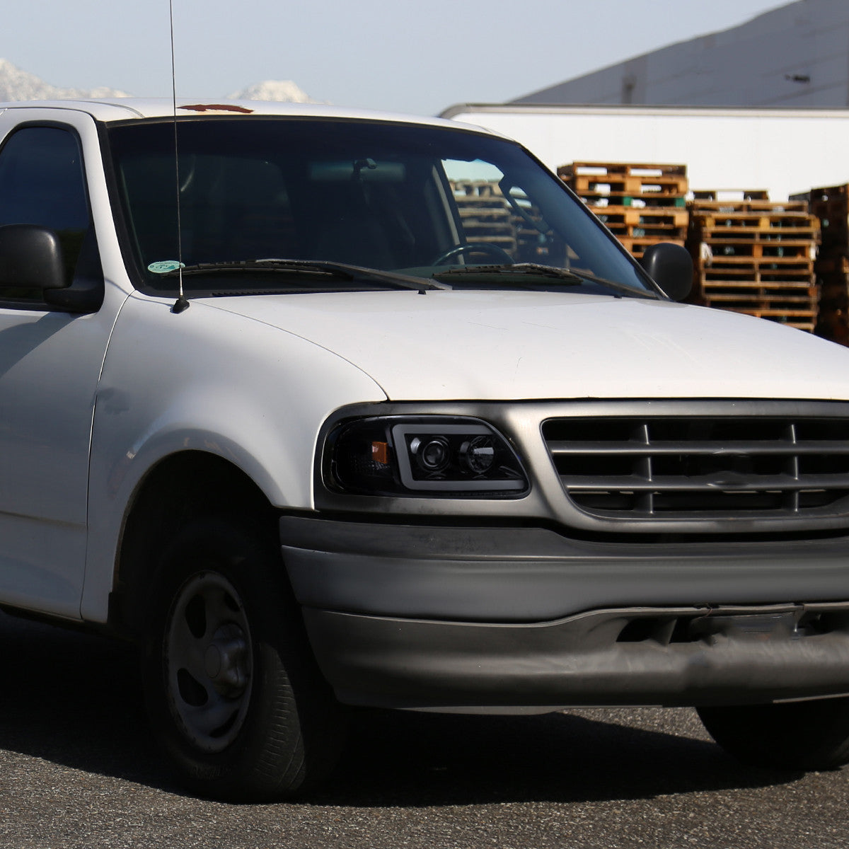 Spec-D 97-04 F-150/Expedition Headlights LED C-Bar Smoked