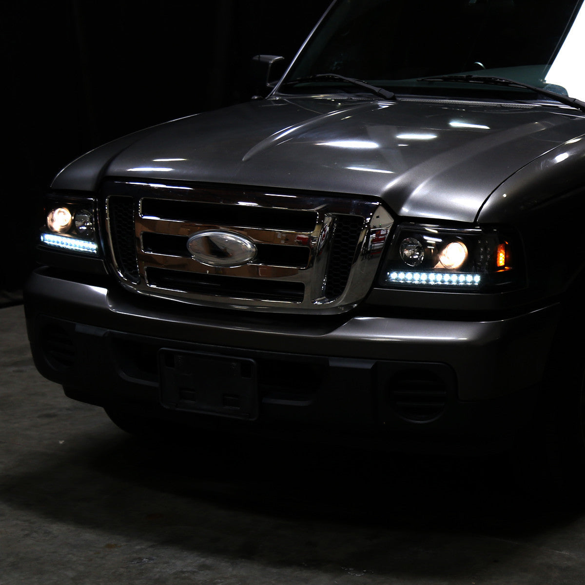Spec-D 01-11 Ford Ranger Projector Headlights LED Strip Black/Clear