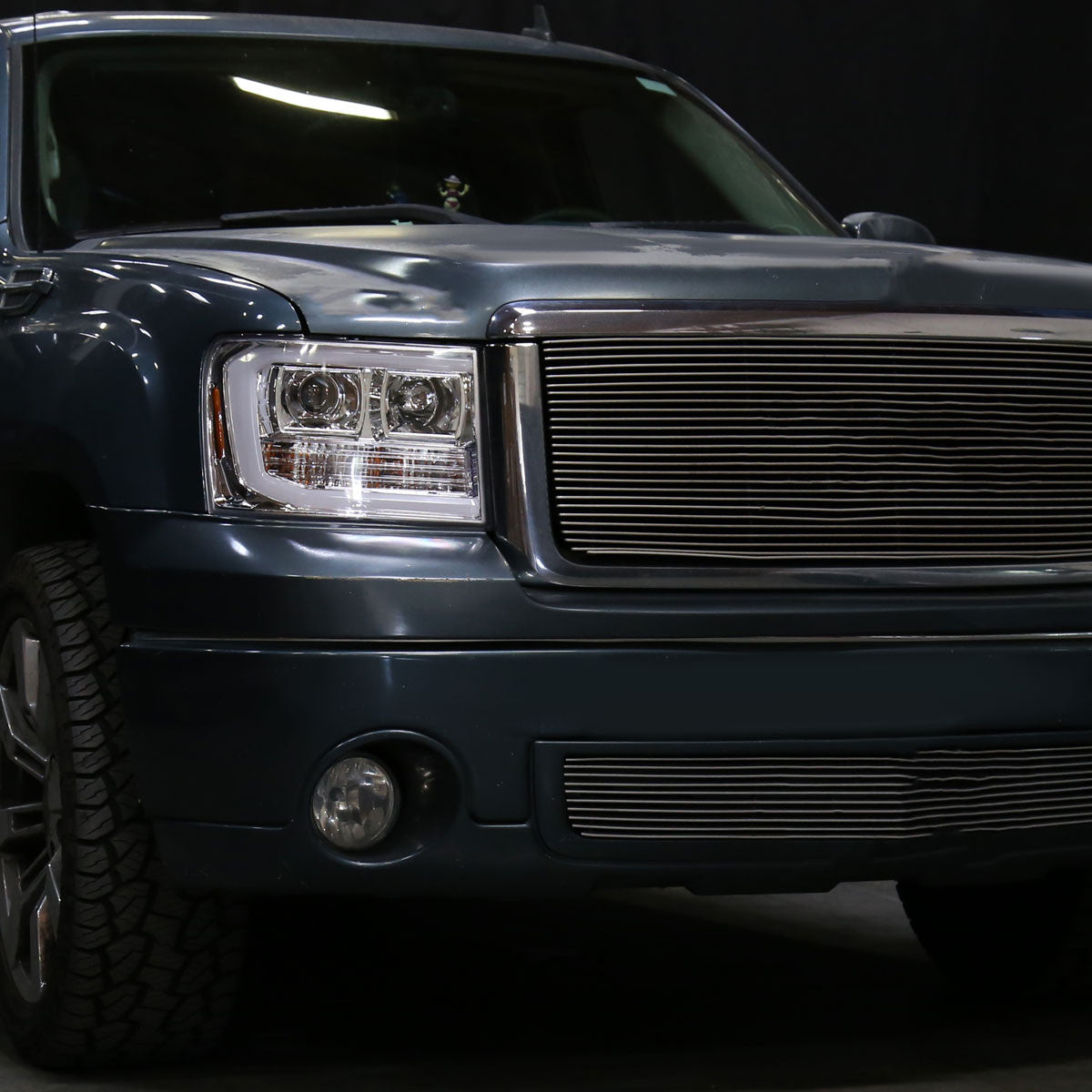 Spec-D 07-14 GMC Sierra Projector Headlights Chrome