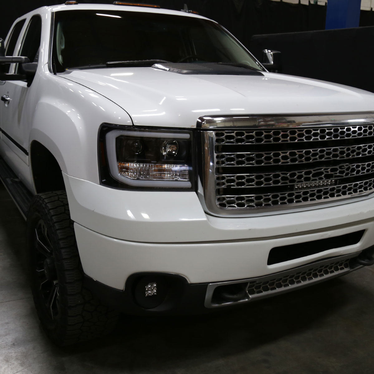 Spec-D 07-14 GMC Sierra 1500 Projector Headlights Black/Clear