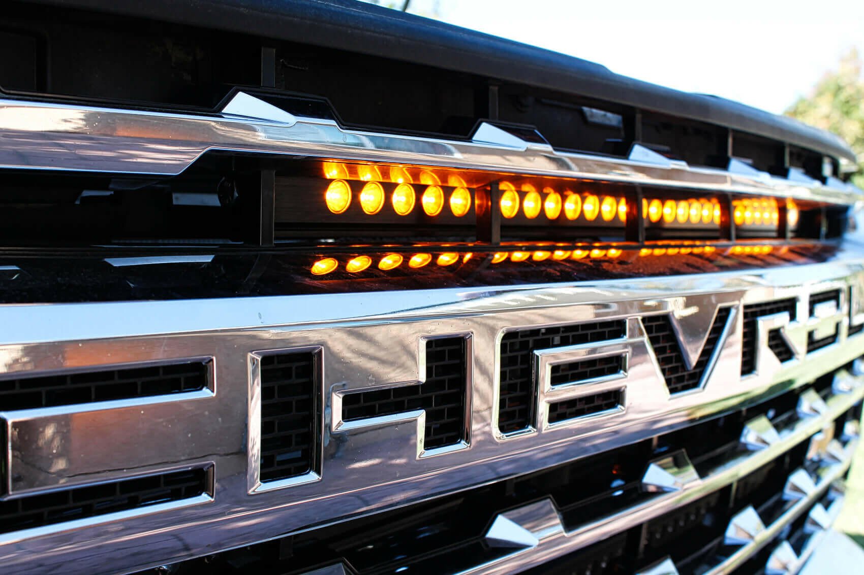2020+ Chevrolet Silverado 2500/3500HD Single 30in Light Bar - TURBO TECH PERFORMANCE