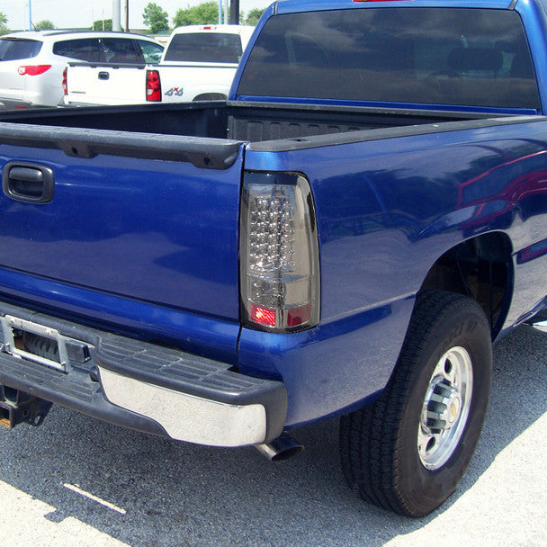 Spec-D 03-06 Chevy Silverado GMC Sierra Tail Lights LED Chrome/Clear