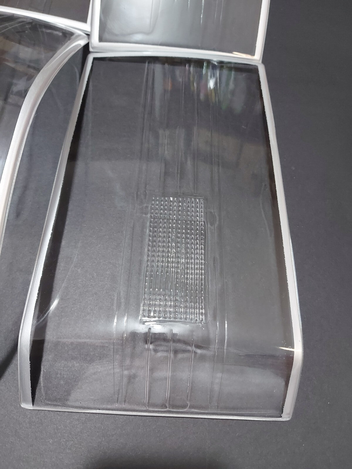 1990-1994 LEXUS LS400/CELSIOR UCF10 UCF11 CLEAR TAIL LIGHT LENSES