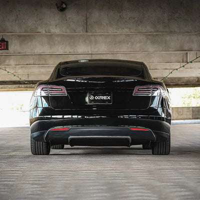 AlphaRex 12-21 Tesla Model S LUXX-Series LED Tail Lights Black Red (With Black Trunk Center Piece Replacement)