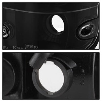 Spyder Toyota Tacoma 95-00 Euro Style Tail Lights Black ALT-YD-TT95-BK 5007988