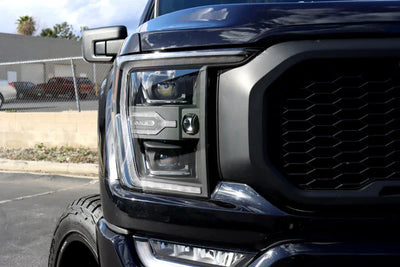 AlphaRex 21-23 Ford F150 / 21-23 Ford F150 Raptor LUXX-Series LED Projector Headlights Black