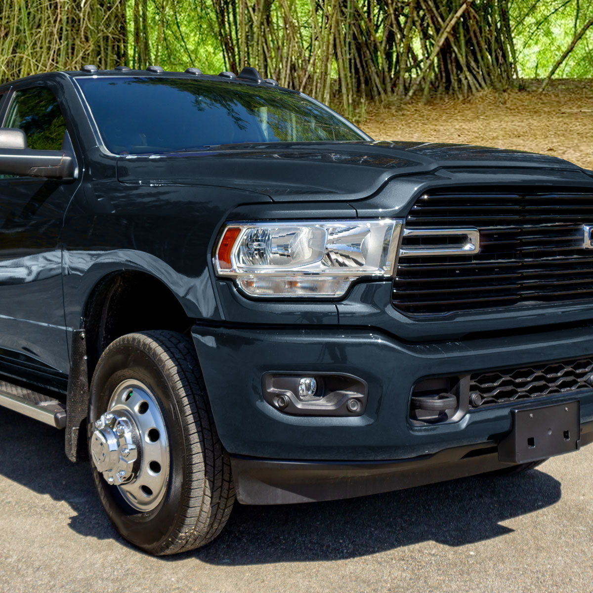 Spec-D 19-24 Ram 2500/3500 Passenger Headlight Chrome Replacement