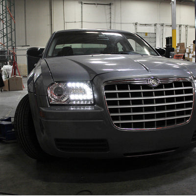 Spec-D 05-10 Chrysler 300 V2 Projector Headlights Chrome
