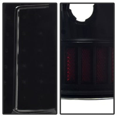 SPYDER xTune 99-02 Chevy Silverado 1500/2500/3500 V2 LED Tail Lights - Black Smoke (ALT-ON-CS99-G2-LED-BSM) 9038471