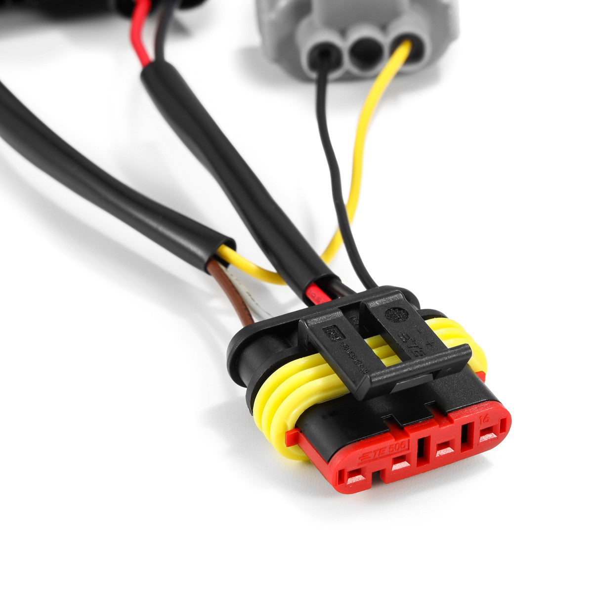 AlphaRex 14-21 Toyota Tundra LUXX-Series LED Tail Lights Black-Red