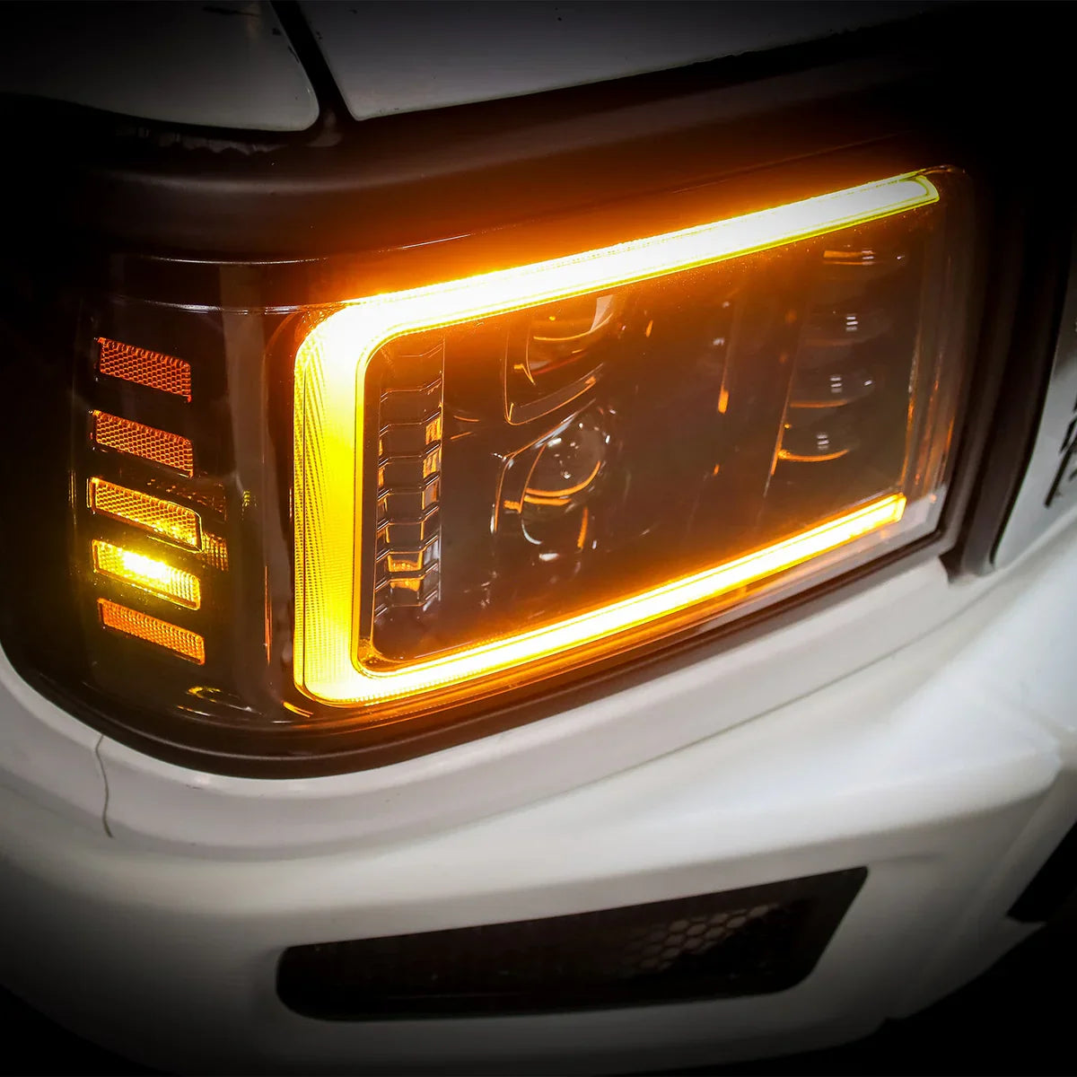 AlphaRex 92-96 Ford F-Series/Bronco LUXX-Series LED Projector Headlights Alpha-Black