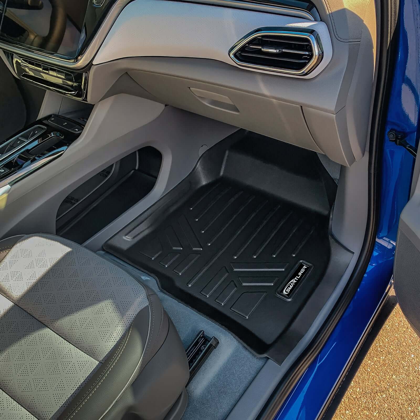 SMARTLINER Floor Liners for 2022-2024 Chevrolet Bolt EUV (Only Fits with the cargo floor in Upper Deck Position)