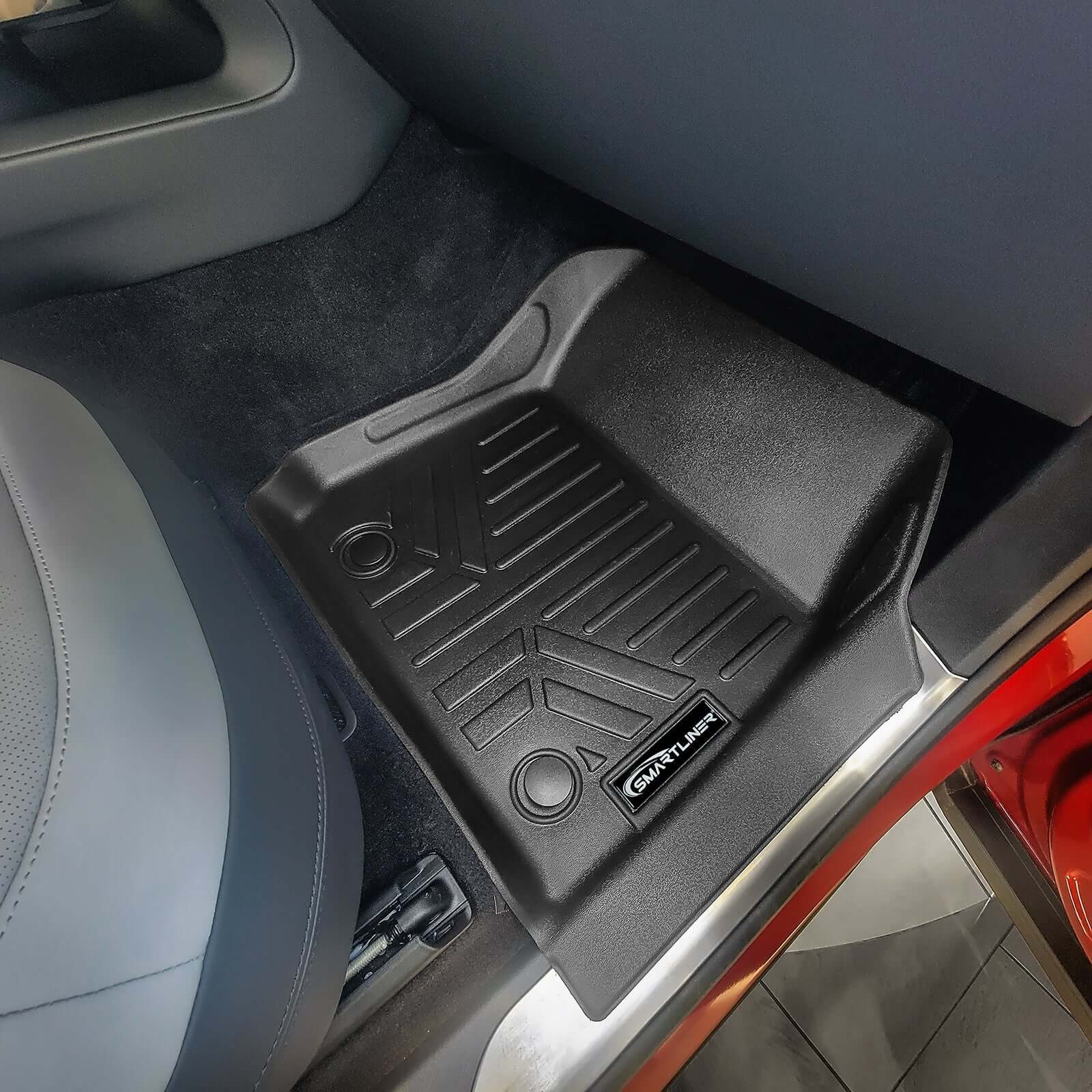 SMARTLINER Floor Liners for 2022-2025 Land Rover | Range Rover 5th Generation SWB (Standard Wheel Base) with executive class rear seats