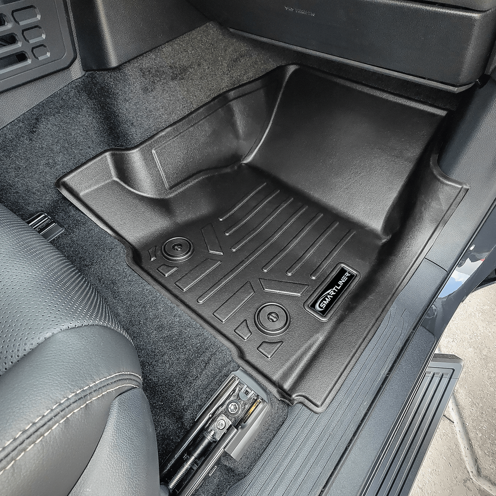 SMARTLINER Floor Liners for 2024-2026 Toyota Tacoma Carpet Xtra Cab with Manual Transmission
