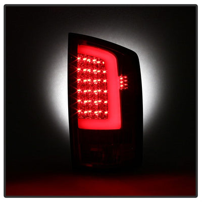 SPYDER xTune 02-06 Dodge Ram 1500 Light Bar LED Tail Light - Red Clear (ALT-ON-DRAM02V3-LBLED-RC) 9040276