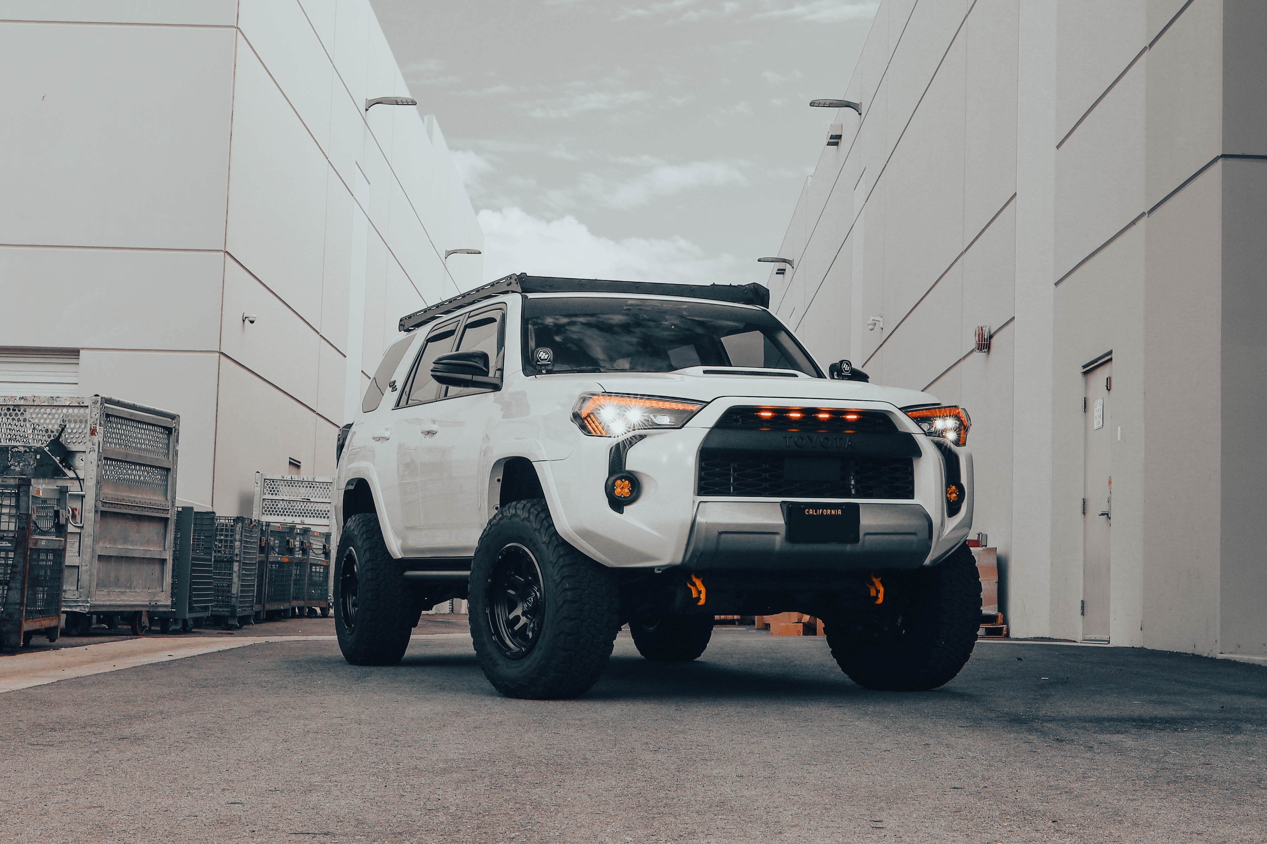 Attica 4X4 2014-2024 Toyota 4Runner Sol Series Headlights