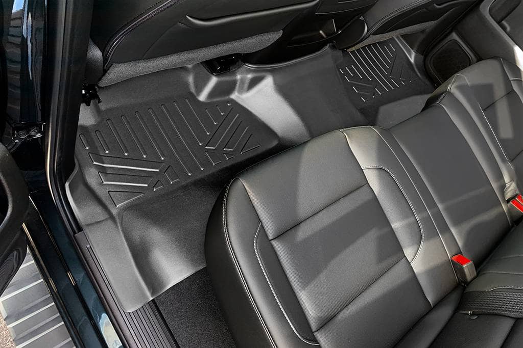 SMARTLINER Floor Liners for GMC Sierra 1500 Crew Cab 2014 - 2018 (Carpeted flooring) 1st Row Bench Half coverage