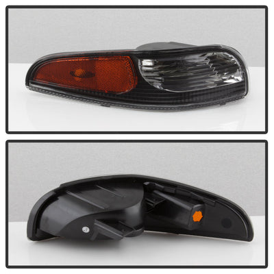 SPYDER xTune Chevy Corvette 97-04 Bumper Signal Lights - Black CBL-JH-CCORV97-AM-BK 9036590