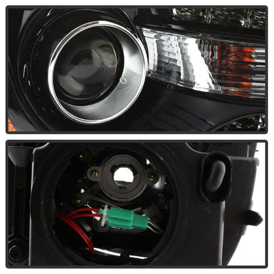 SPYDER xTune 11-14 Chrysler 300 Passenger Side Halogen Headlight w/Bezel - OEM Left (HD-JH-CHR30011-OEBK-R) 9037832