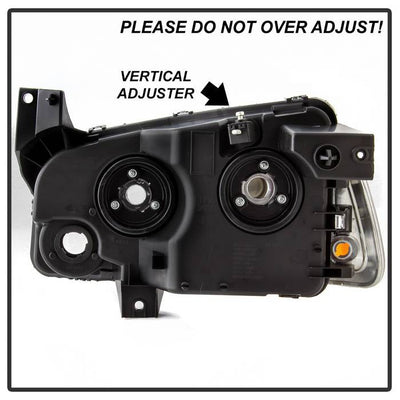 SPYDER xTune 05-10 Dodge Charger 4pc OEM Style Halogen Headlights w/Corner - Chrome (HD-JH-DCH05-SET-C) 9042393