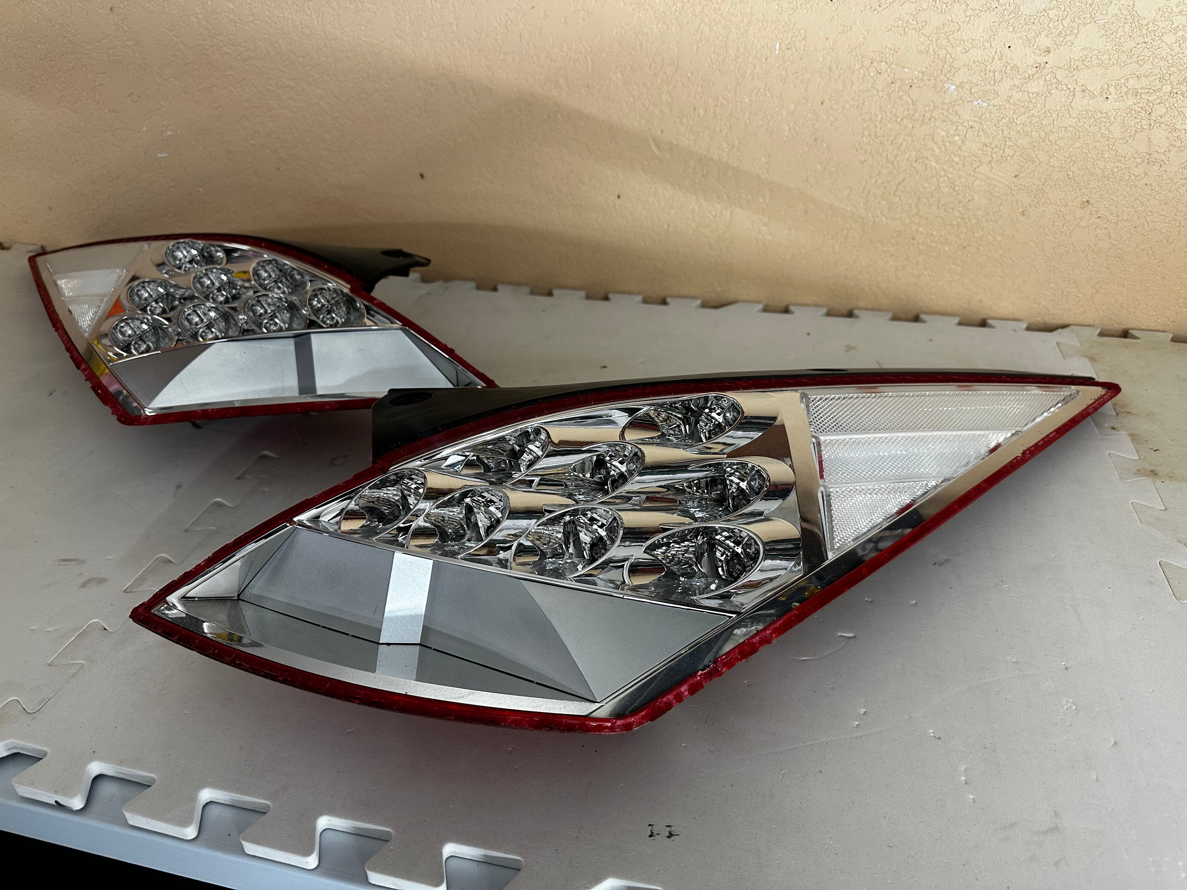 NTXGlow Oem Clear Tail Lights (2003-2008 Nissan 350Z)