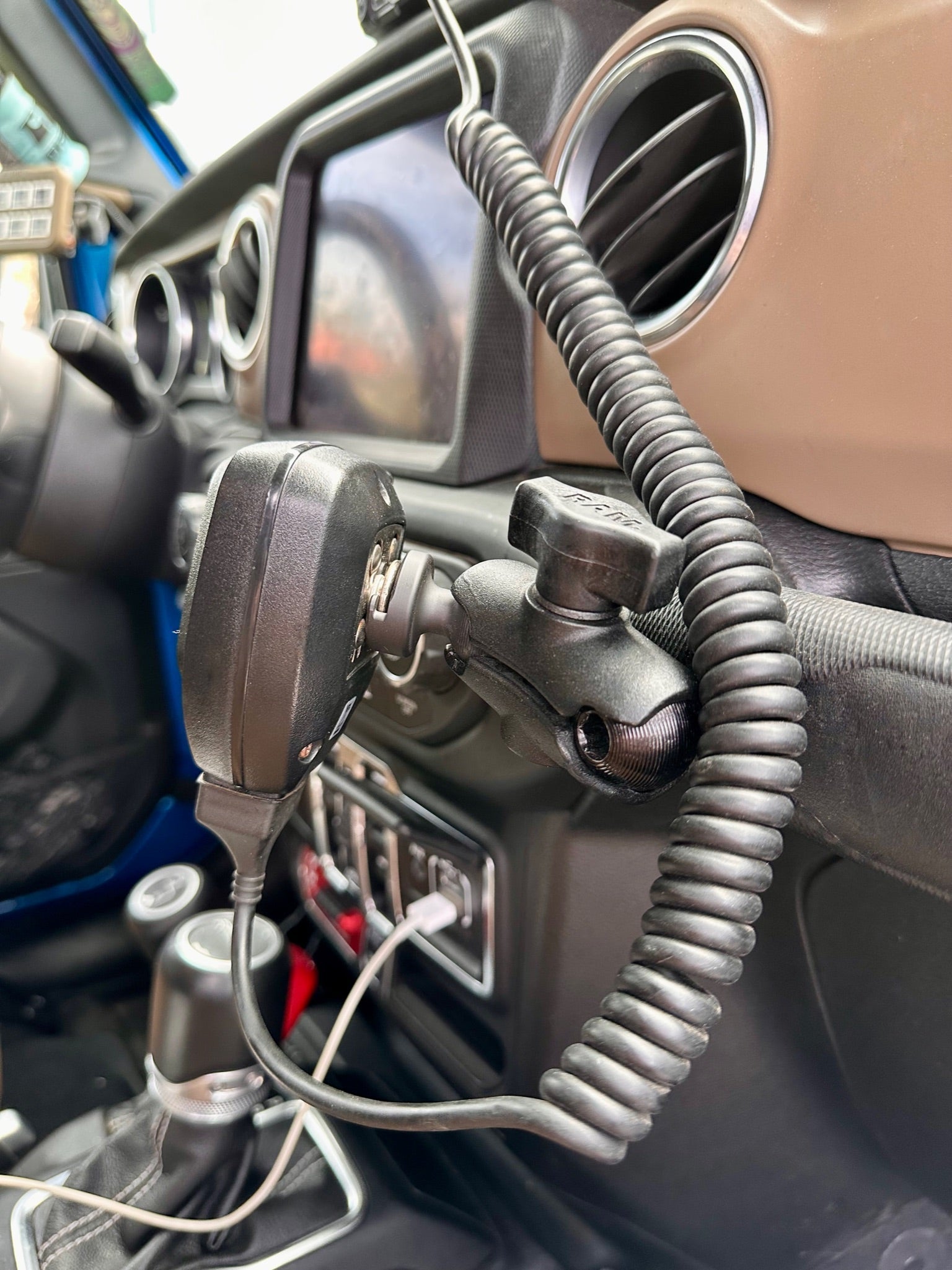 C.B. Clip Mount - CMM Offroad