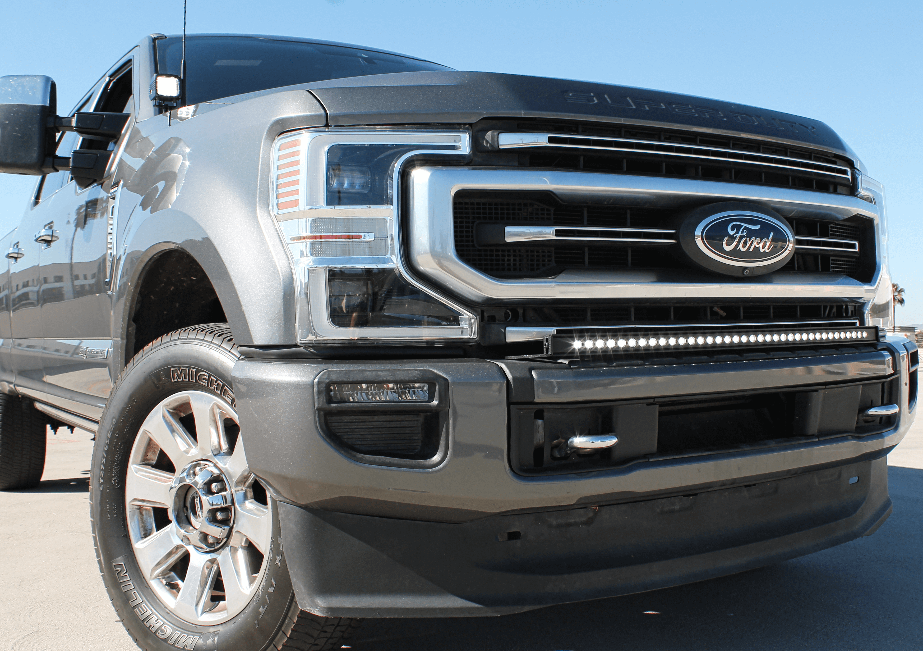 2020-2022 Ford Super Duty F250/350/450 Hood Mount Kit/Ditch Lights