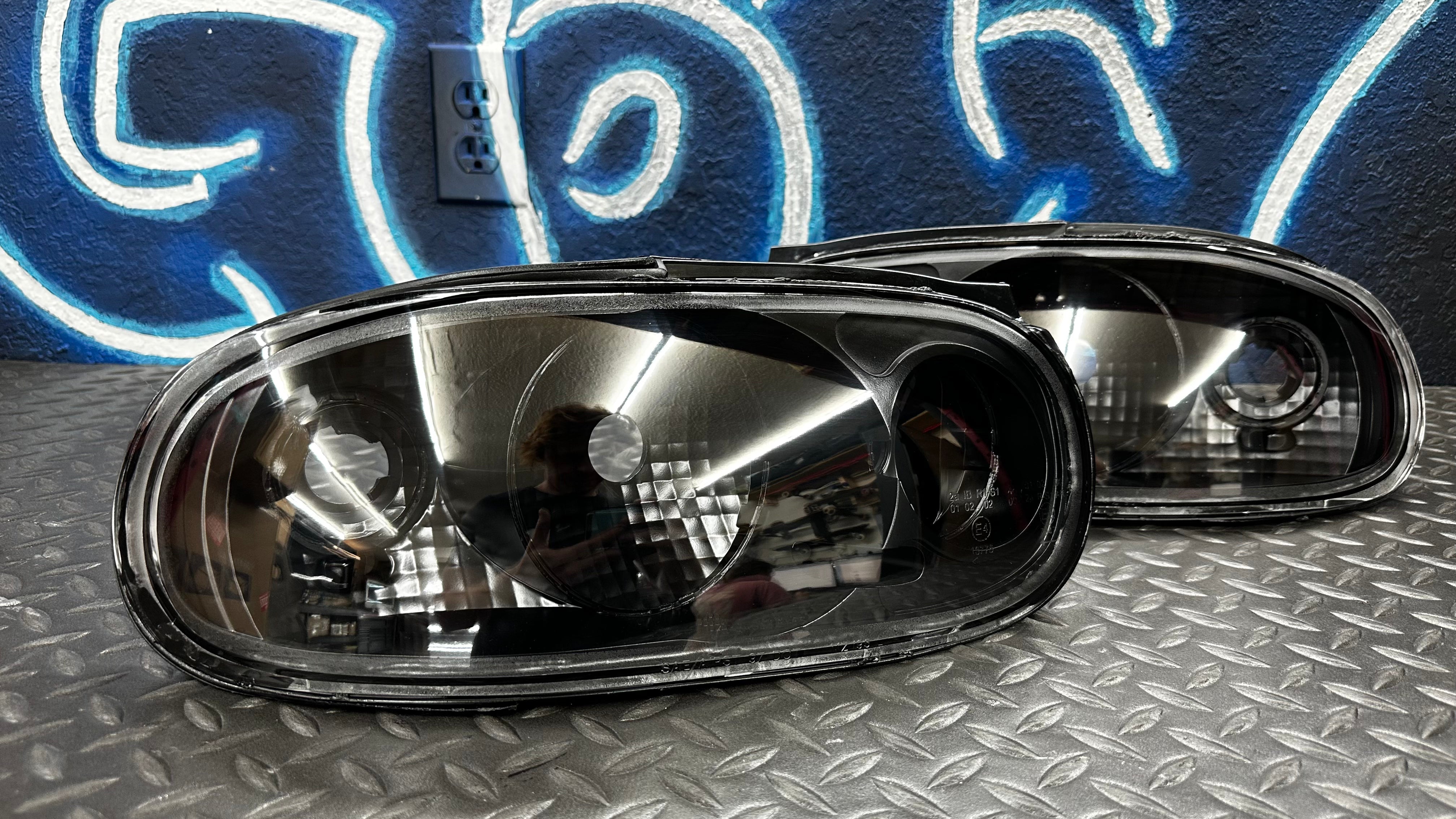 1990–1997 Mazda Miata All Black housing Tail Lights