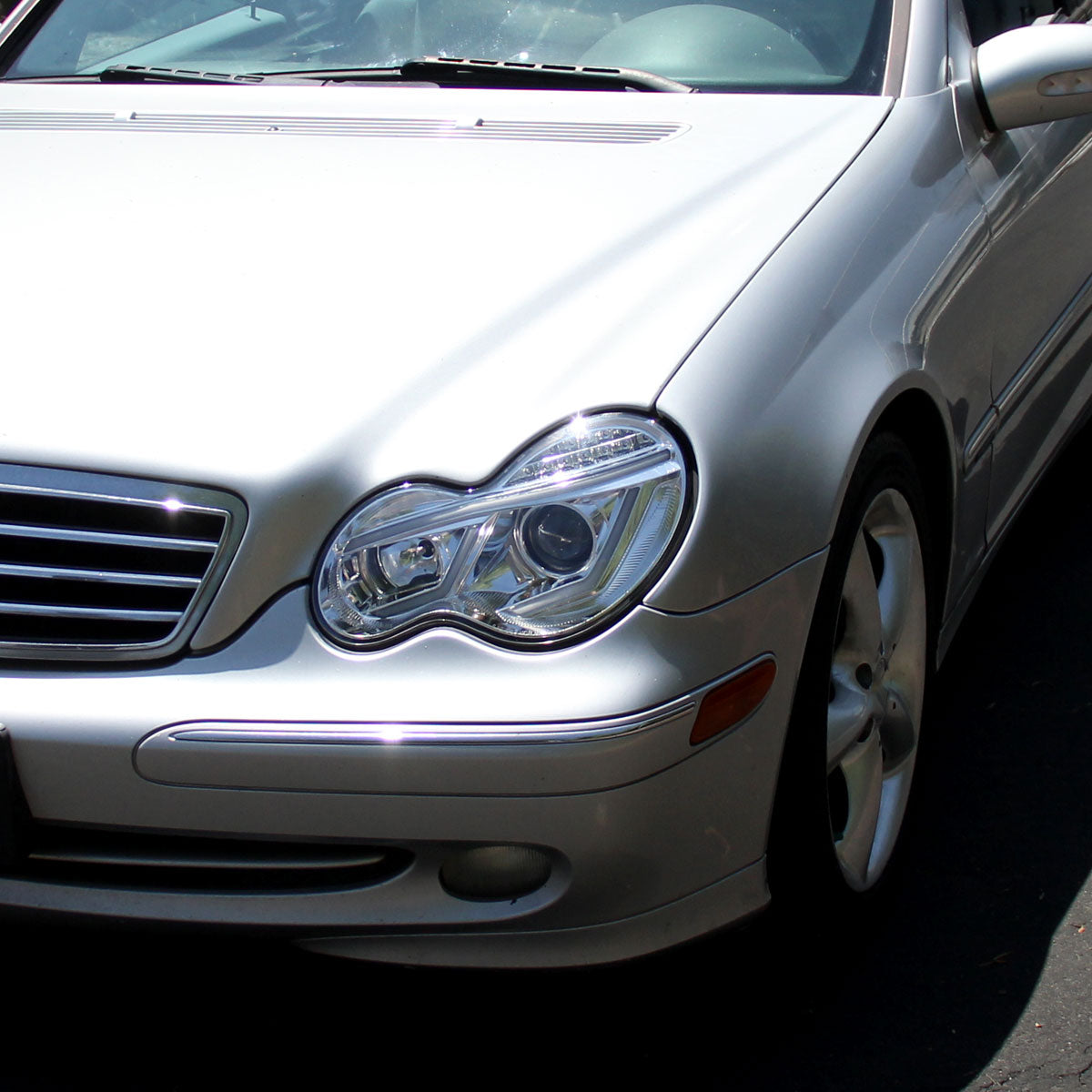Spec-D 01-07 Mercedes C-Class W203 Projector Headlights LED Bar.