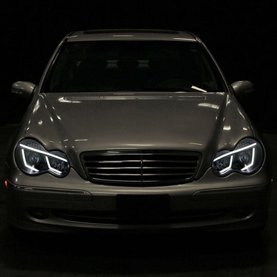 Spec-D 01-07 Benz W203 C-Class 4DR Projector Headlights LED Light Bar