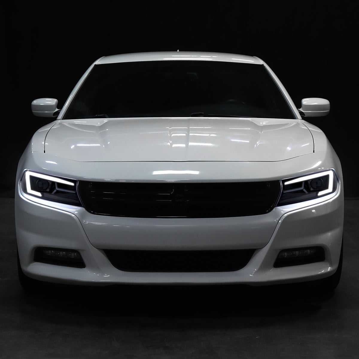 Spec-D 15-23 Dodge Charger Sequential Headlights Chrome/Smoked