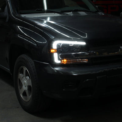 SPYDER xTune 02-09 Chevrolet Trailblazer Projector Headlights Light Bar DRL - Black (PRO-JH-CTB02-LBDRL-BK) 9050749