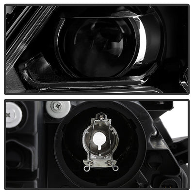 SPYDER xTune Volkswagen Jetta 11-14 Halogen Model Only DRL Projector Headlights - Black PRO-JH-VJ11-DRL-BK 9036675