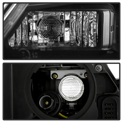 SPYDER xTune VW Jetta 11-18 *Halogen Only* Proj. Headlights w/ Light Bar - Blk PRO-JH-VJ11-LBDRL-BK 9055560