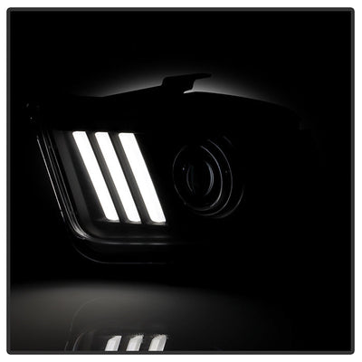 Spyder 05-08 Ford Mustang Projector Headlights V2 w/ LED DRL - Black (PRO-YD-FM05V2-DRL-BK) 5083876