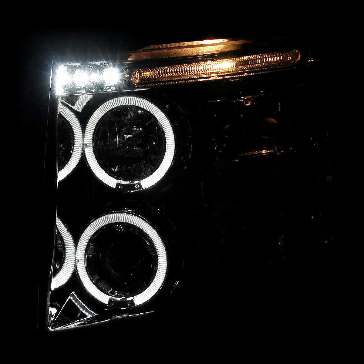 Spec-D 07-10 Chevy Silverado Halo Projector Headlgihts Chrome