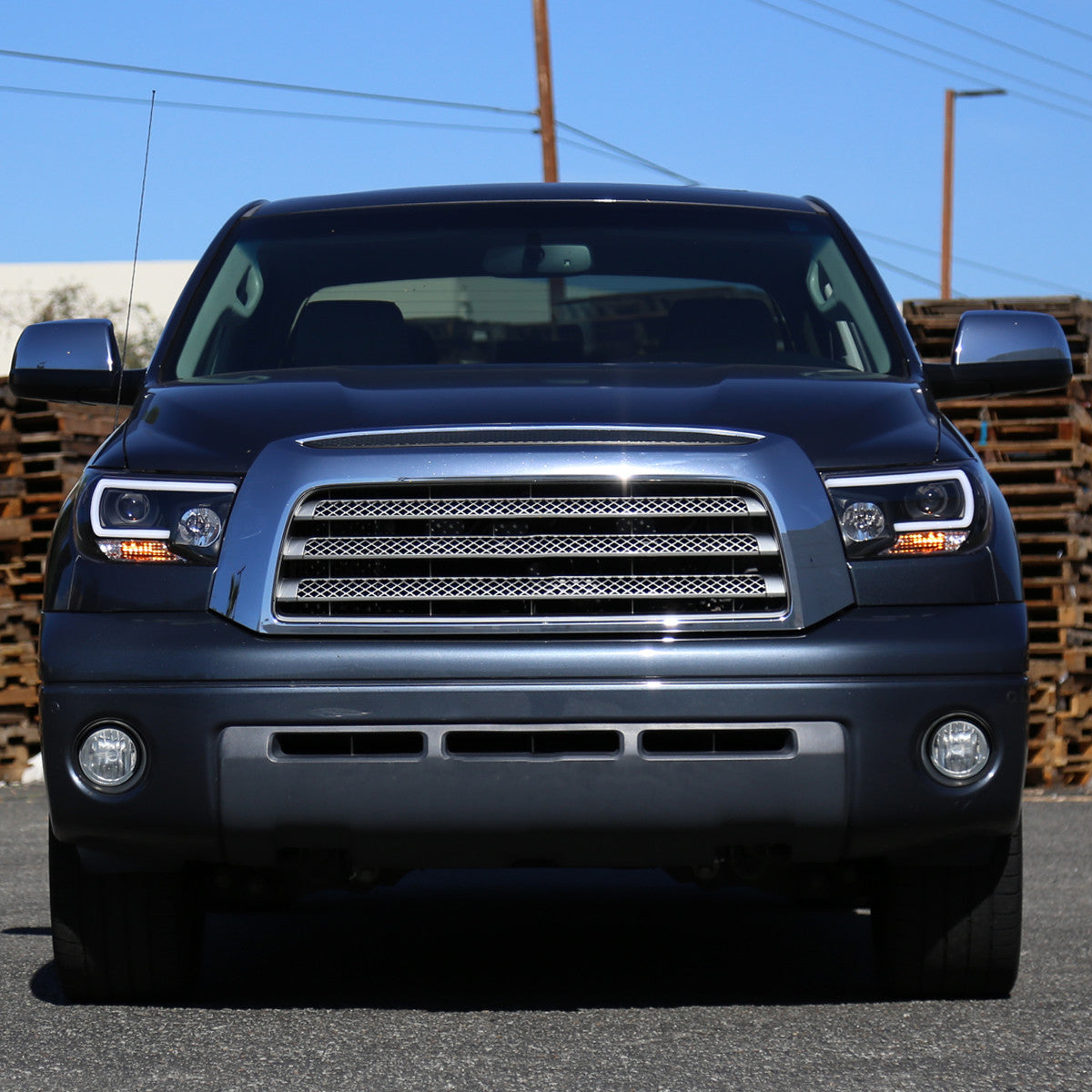 Spec-D 07-13 Tundra 08-17 Sequoia Projector Headlights Black/Clear