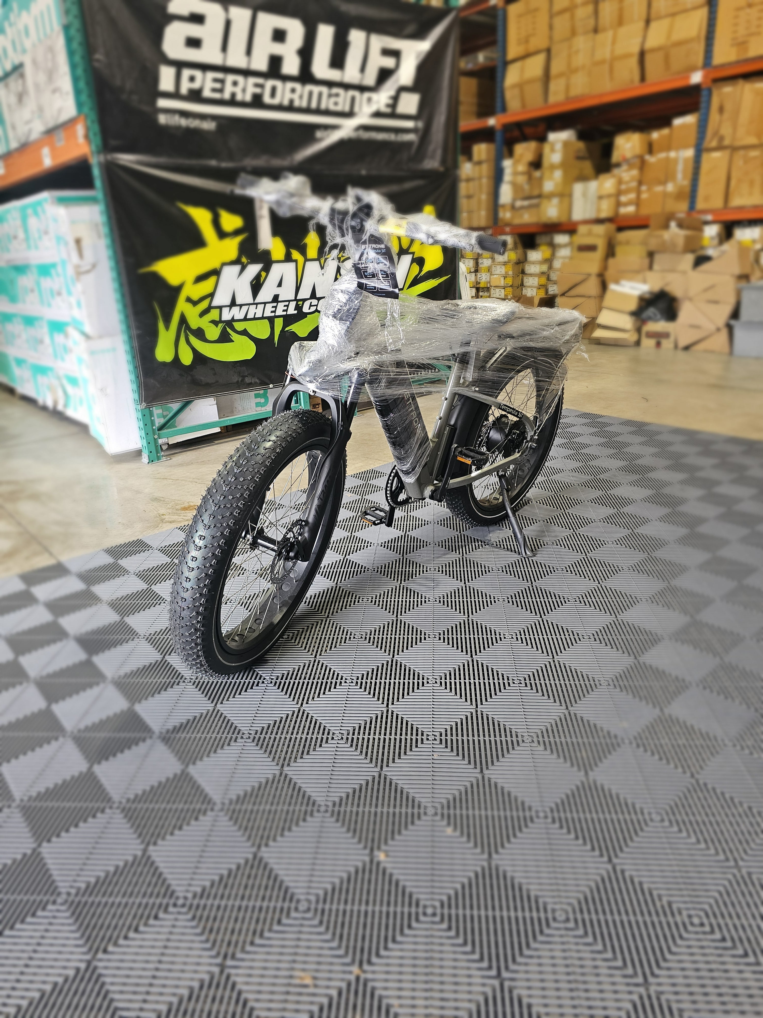 2022 ETTRONE Tempesta ST E BIKE GRAY (Demo bikes)