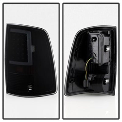SPYDER xTune 13-18 Dodge Ram 1500 (LED Model Only) LED Tail Lights - Blk Smk (ALT-ON-DRAM13V2-LBLED-BSM) 9041020
