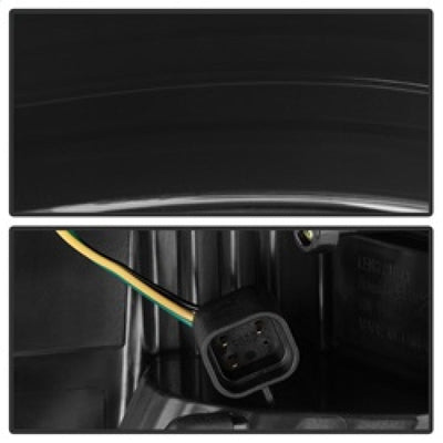 SPYDER xTune 13-18 Dodge Ram 1500 (LED Model Only) LED Tail Lights - Blk Smk (ALT-ON-DRAM13V2-LBLED-BSM) 9041020