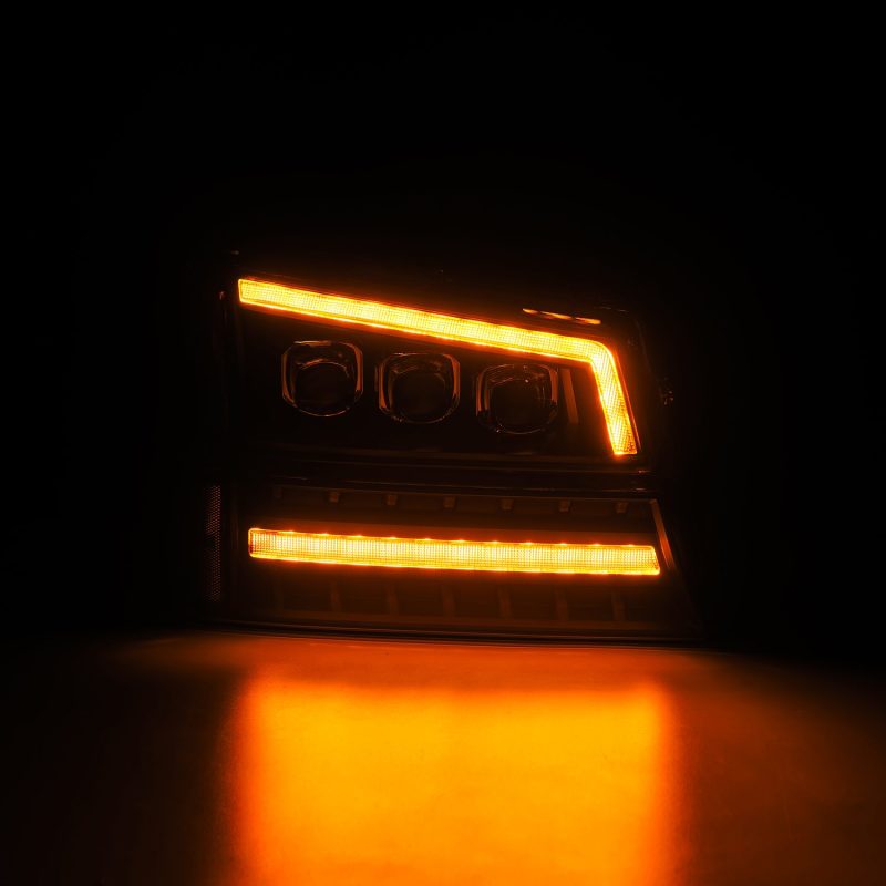 AlphaRex 03-06 Chevrolet Silverado/02-06 Avalanche (without body cladding) NOVA-Series LED Projector Headlights Black