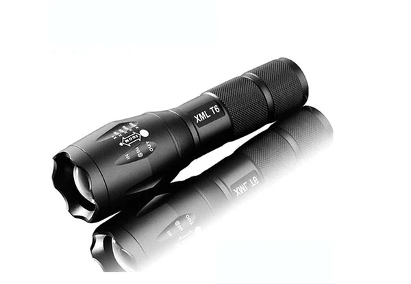 2000 Lumen Multifunction Zoomable LED Flashlight